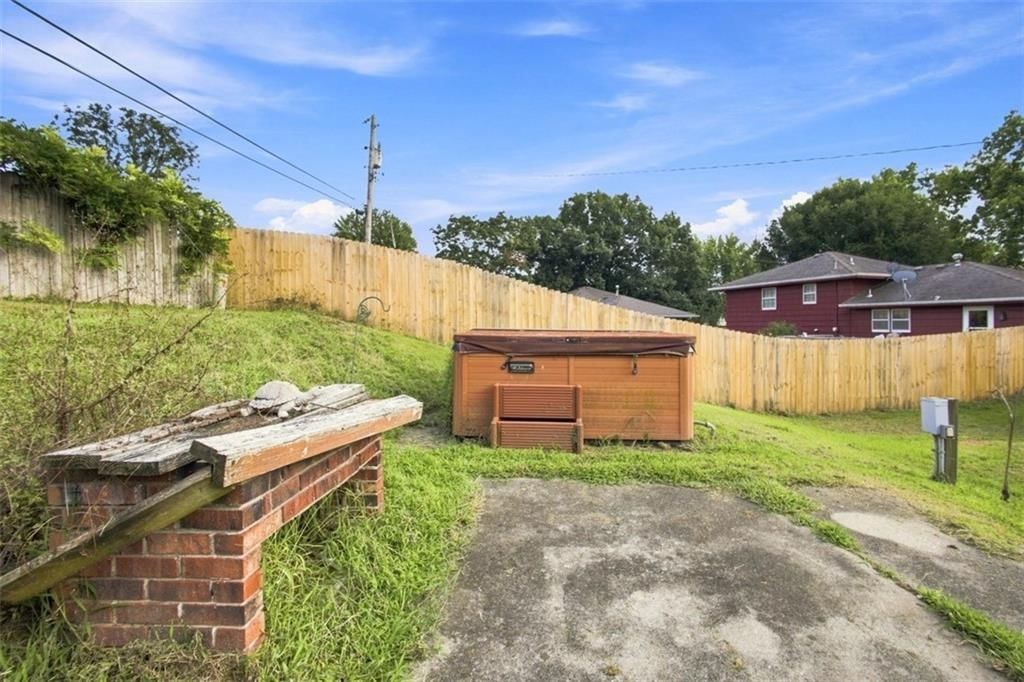 Photo 31 of 42 - 207 Augustus Drive, Excelsior Springs, MO 64024
