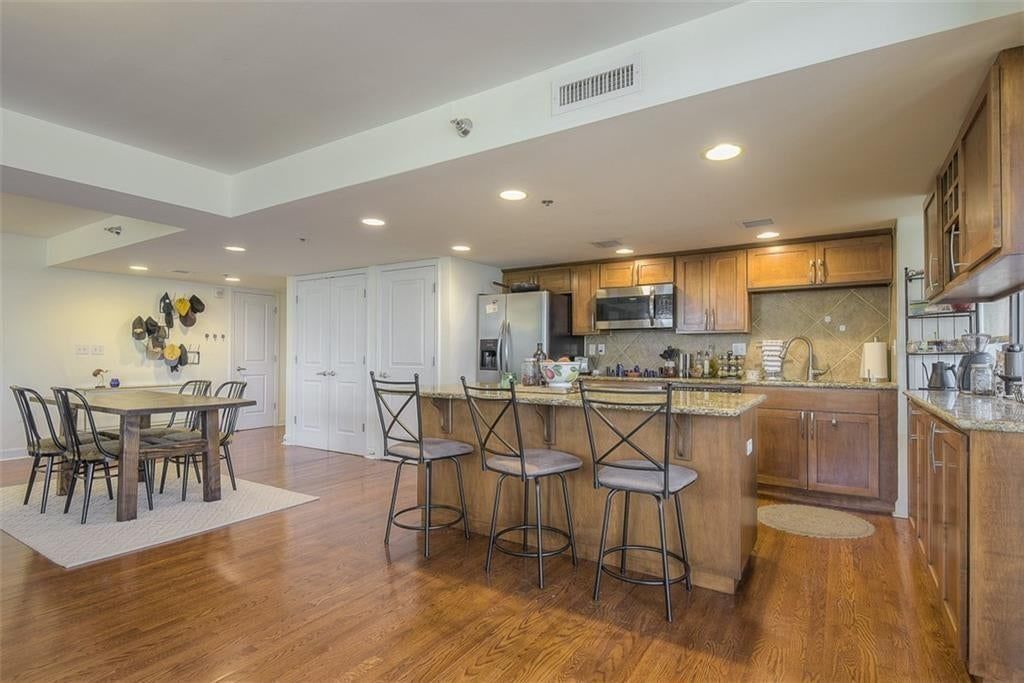 600 E Admiral Boulevard — photo 17