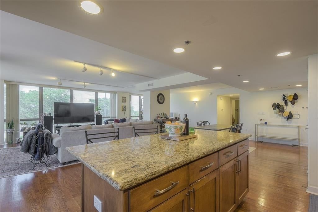 600 E Admiral Boulevard — photo 19