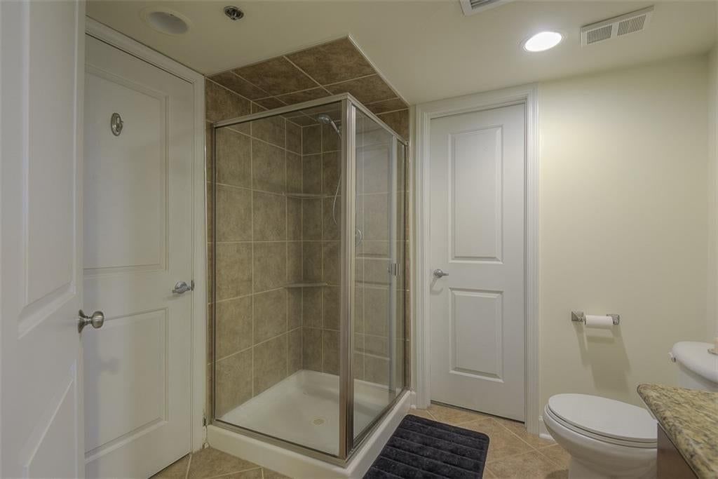 600 E Admiral Boulevard — photo 25