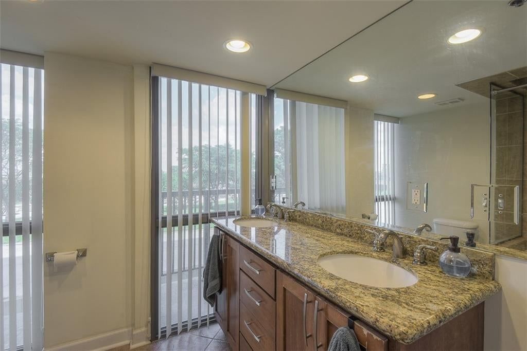 600 E Admiral Boulevard — photo 30