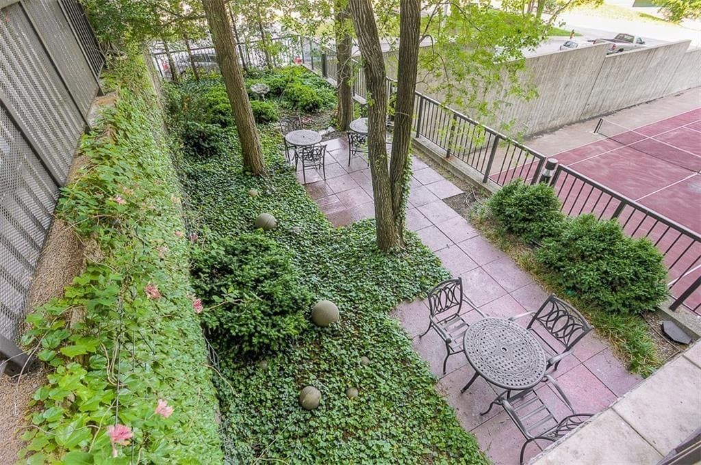 600 E Admiral Boulevard — photo 35