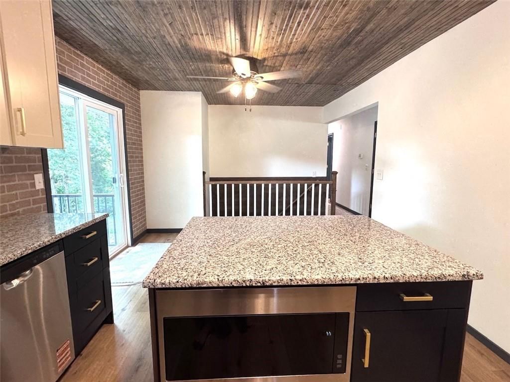 6708 N Broadway Street — photo 5