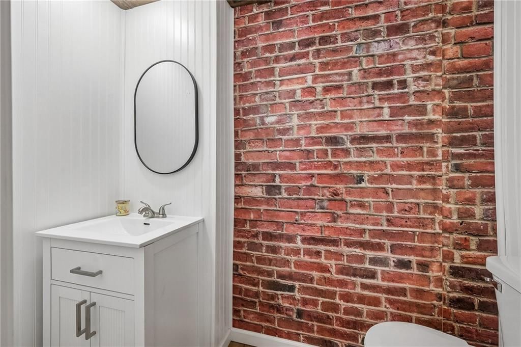 6708 N Broadway Street — photo 28