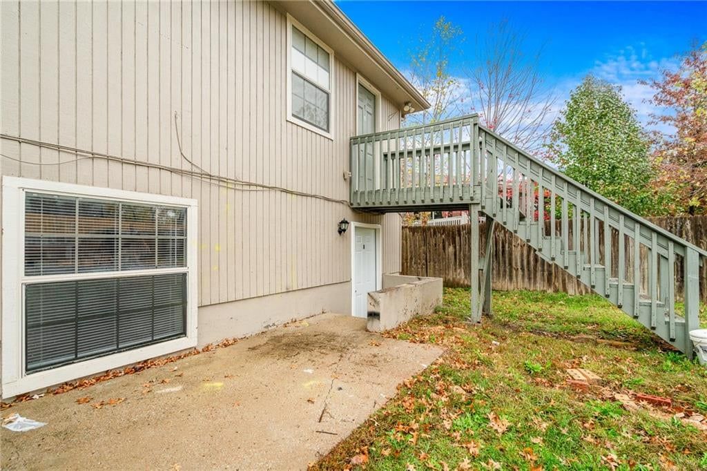 2825 & 2829 Tepee Avenue — photo 16