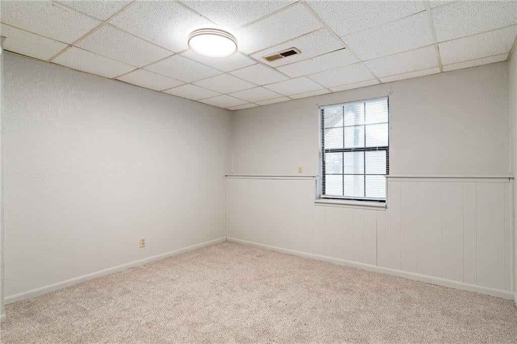 2825 & 2829 Tepee Avenue — photo 46