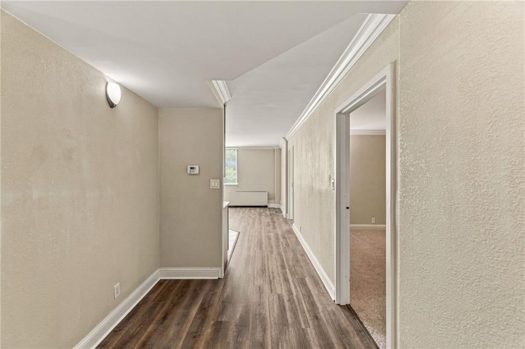 700 E 8th Street — photo 15