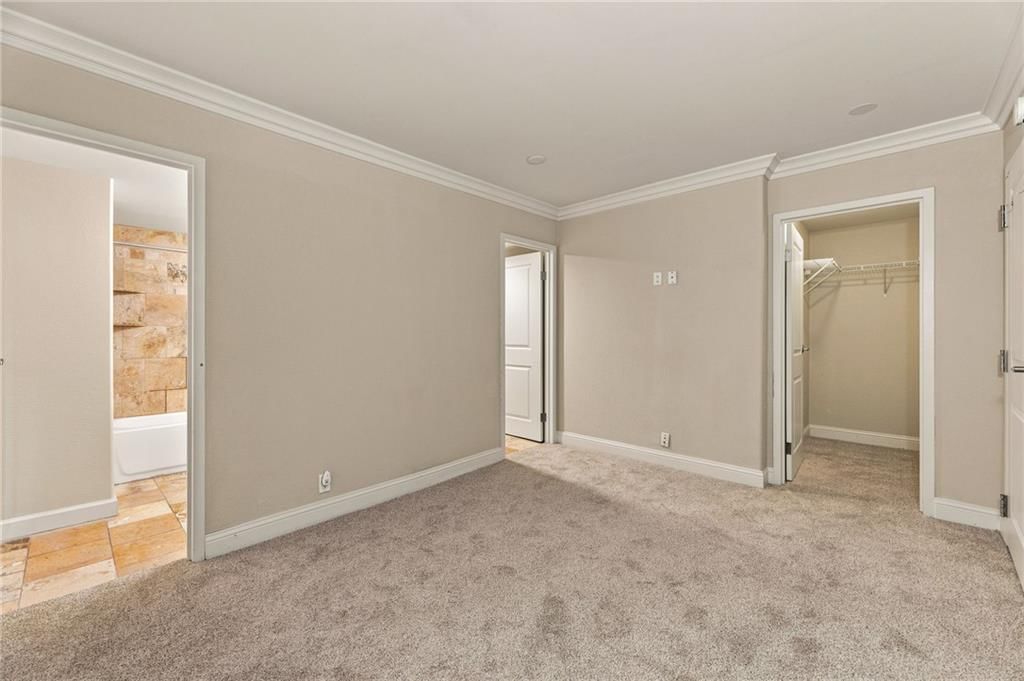 700 E 8th Street — photo 28