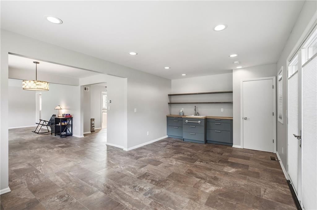 11615 E 38 Street S — photo 11