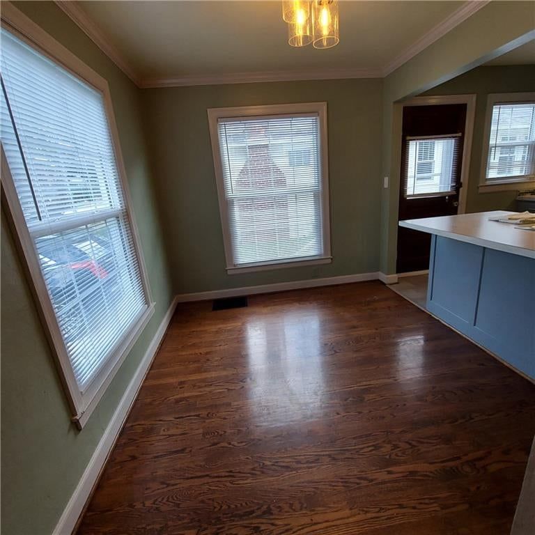 520 N Pleasant Street — photo 14