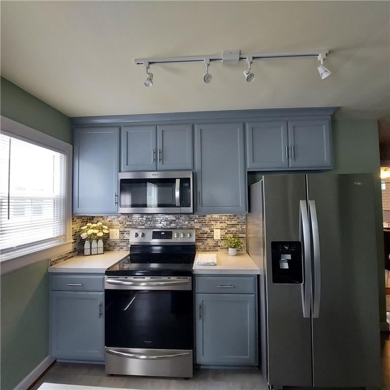 520 N Pleasant Street — photo 15