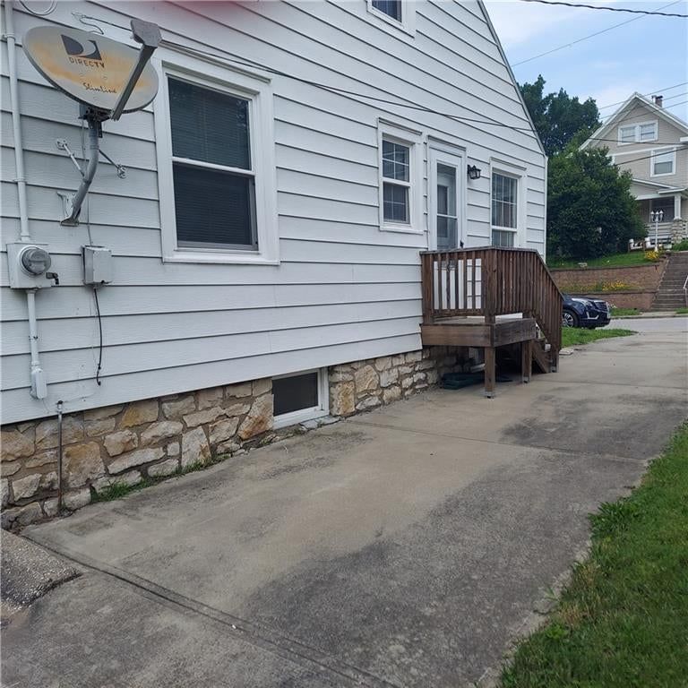 520 N Pleasant Street — photo 29