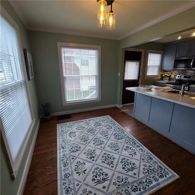 520 N Pleasant Street — photo 30