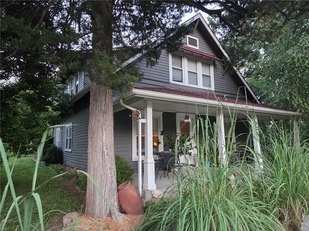 721 N Broadway Street — photo 2