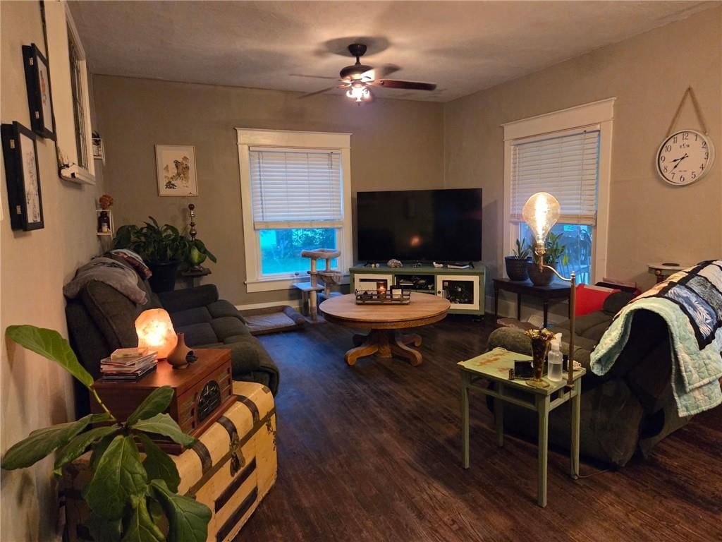 721 N Broadway Street — photo 15