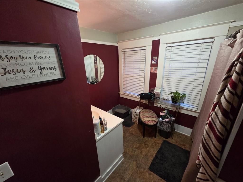 721 N Broadway Street — photo 32