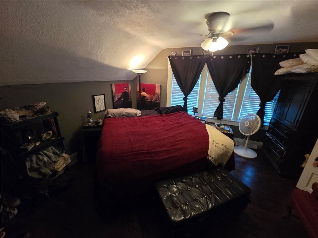 721 N Broadway Street — photo 34