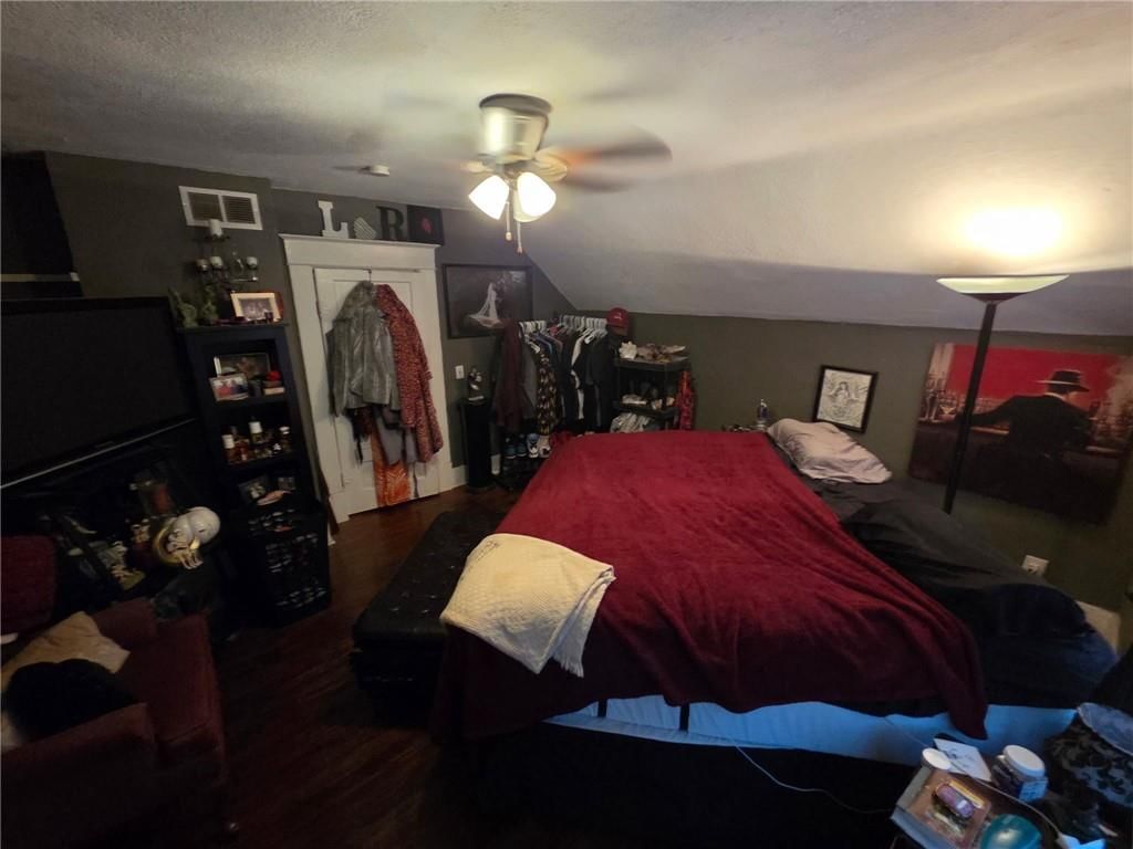 721 N Broadway Street — photo 35
