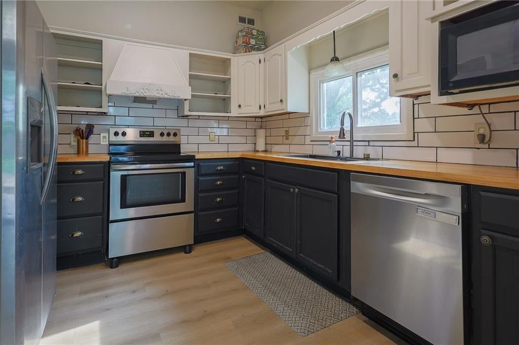 100 W Hortense Street — photo 21