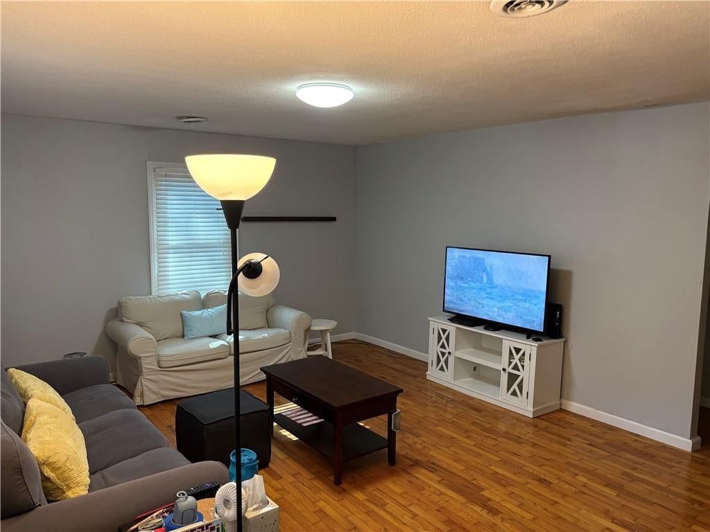 206 S 5th Street — photo 9