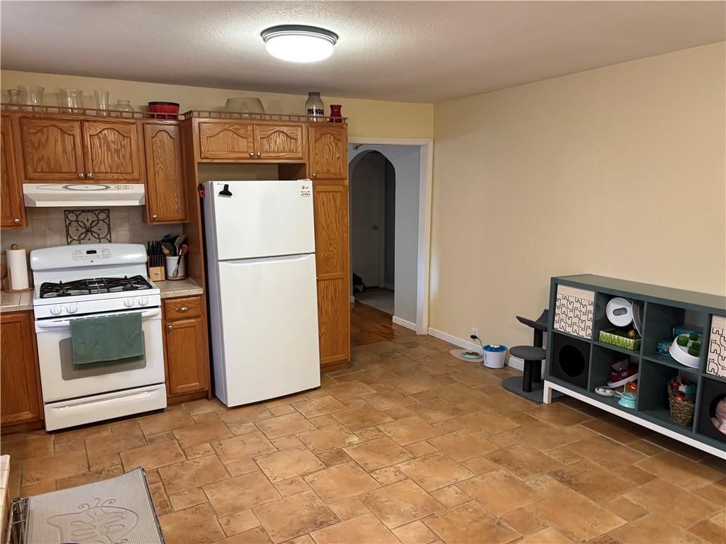 206 S 5th Street — photo 12