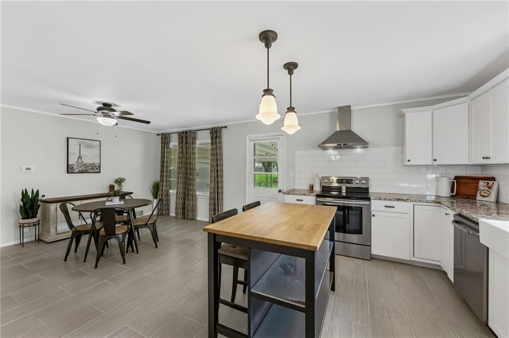 607 S Elm Street — photo 10