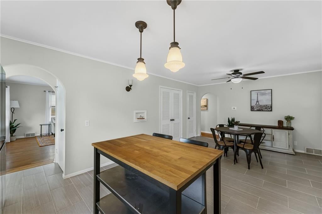 607 S Elm Street — photo 14