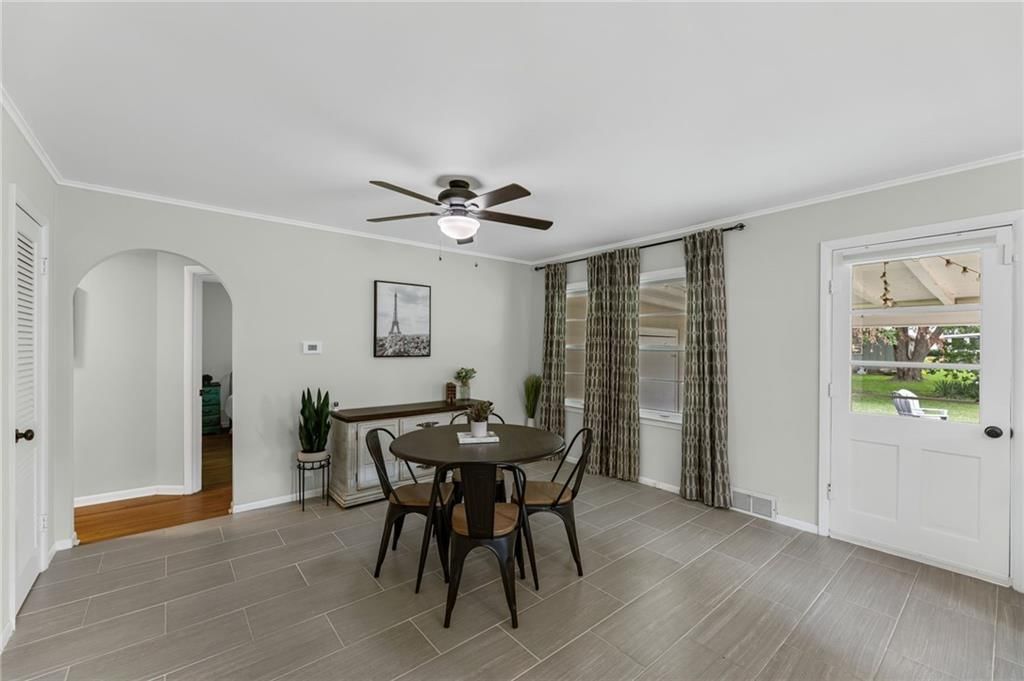 607 S Elm Street — photo 15