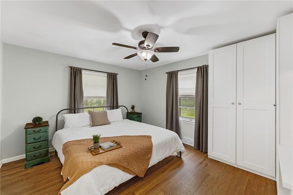 607 S Elm Street — photo 18
