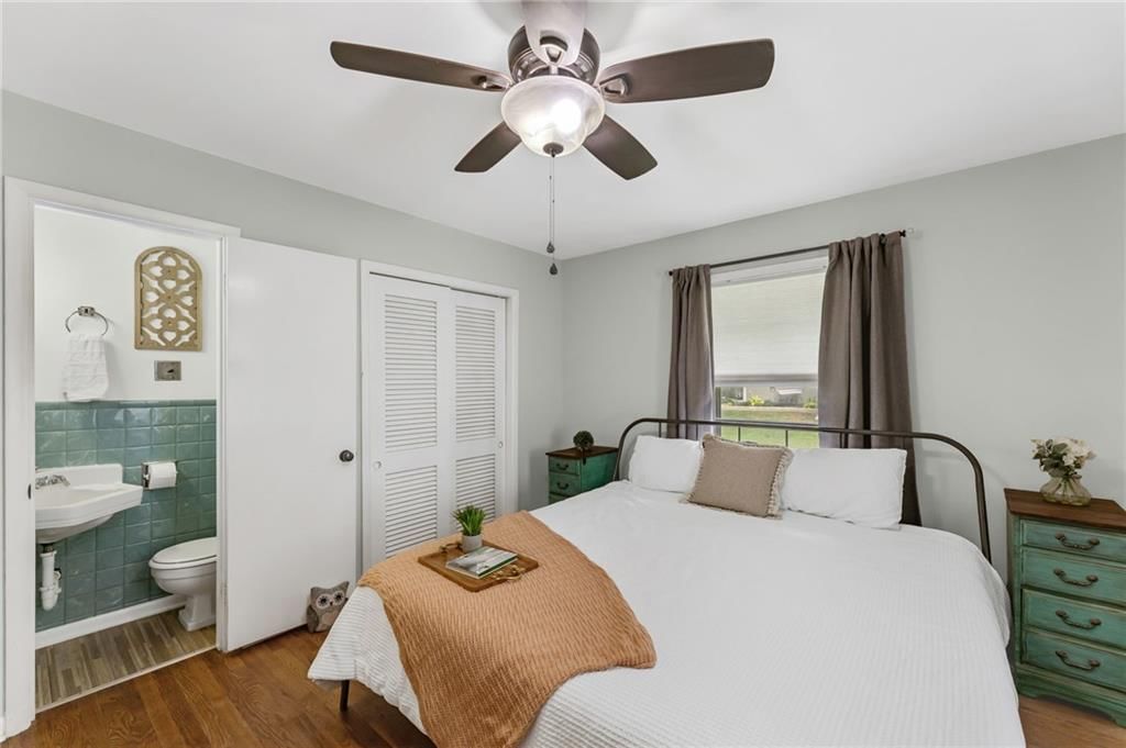 607 S Elm Street — photo 19