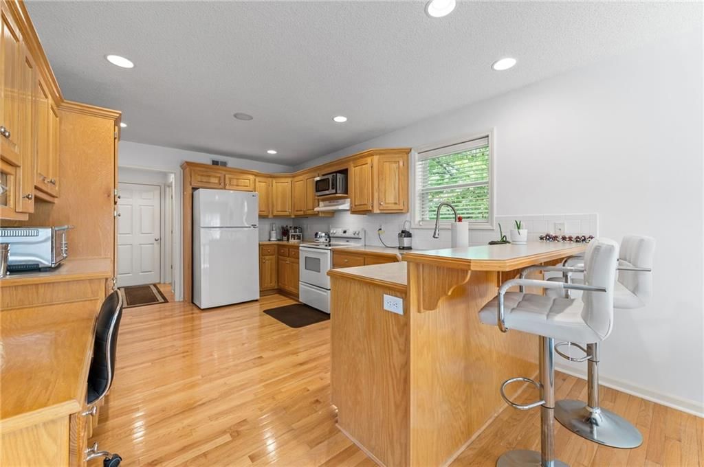 7823 N Liberty Street — photo 14