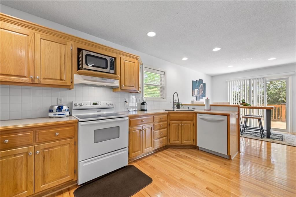 7823 N Liberty Street — photo 15
