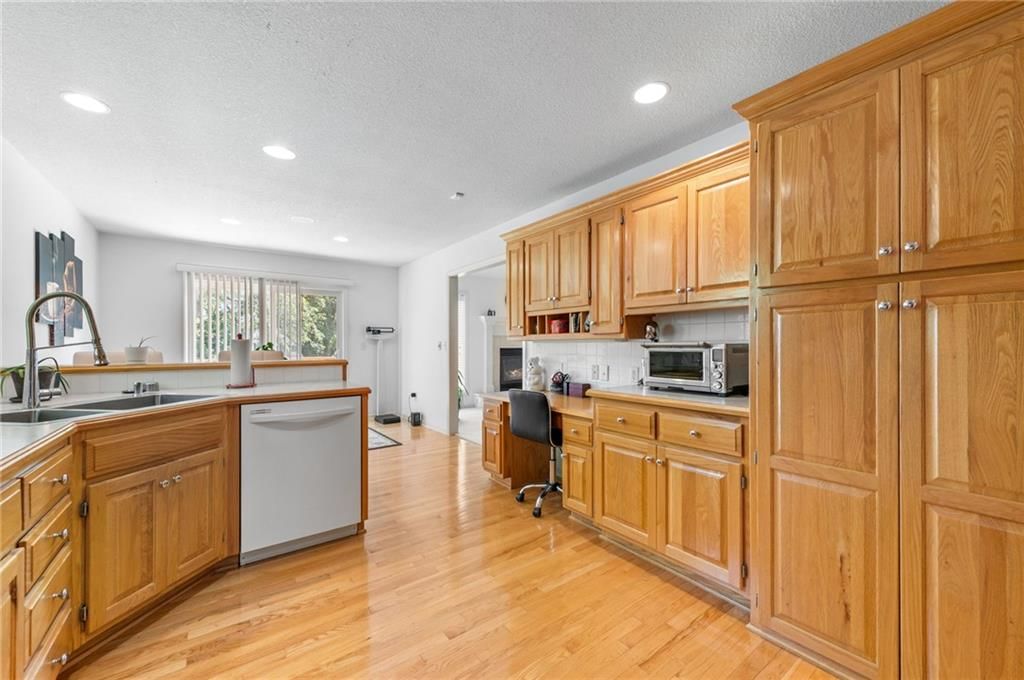 7823 N Liberty Street — photo 16