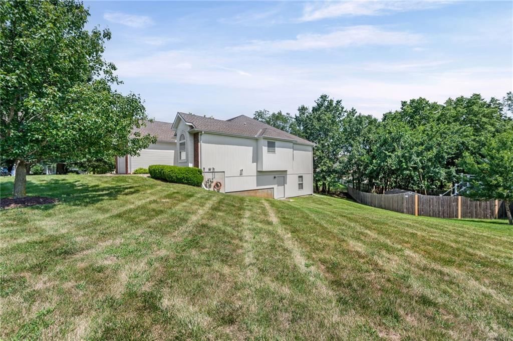 7823 N Liberty Street — photo 43