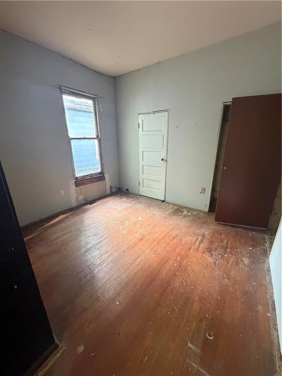 5717 King Hill Avenue — photo 13