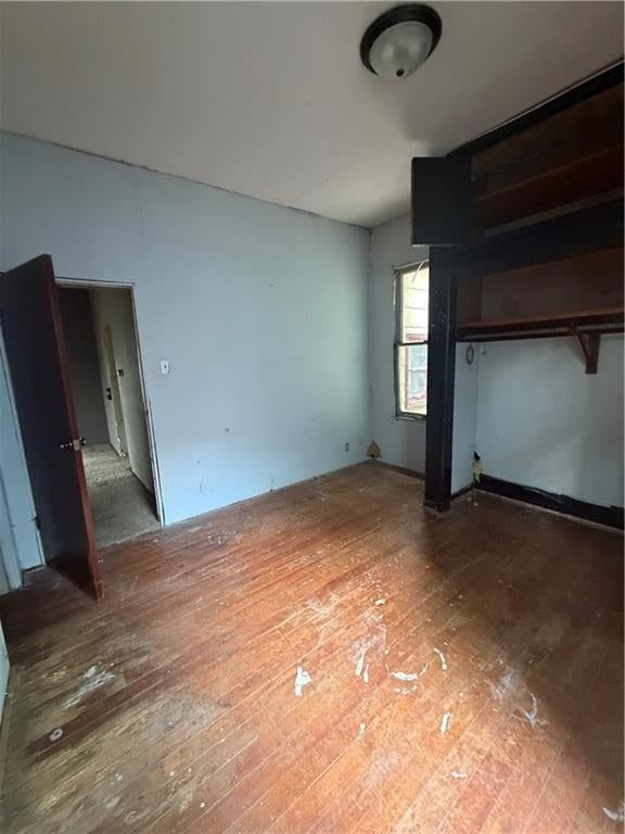 5717 King Hill Avenue — photo 15
