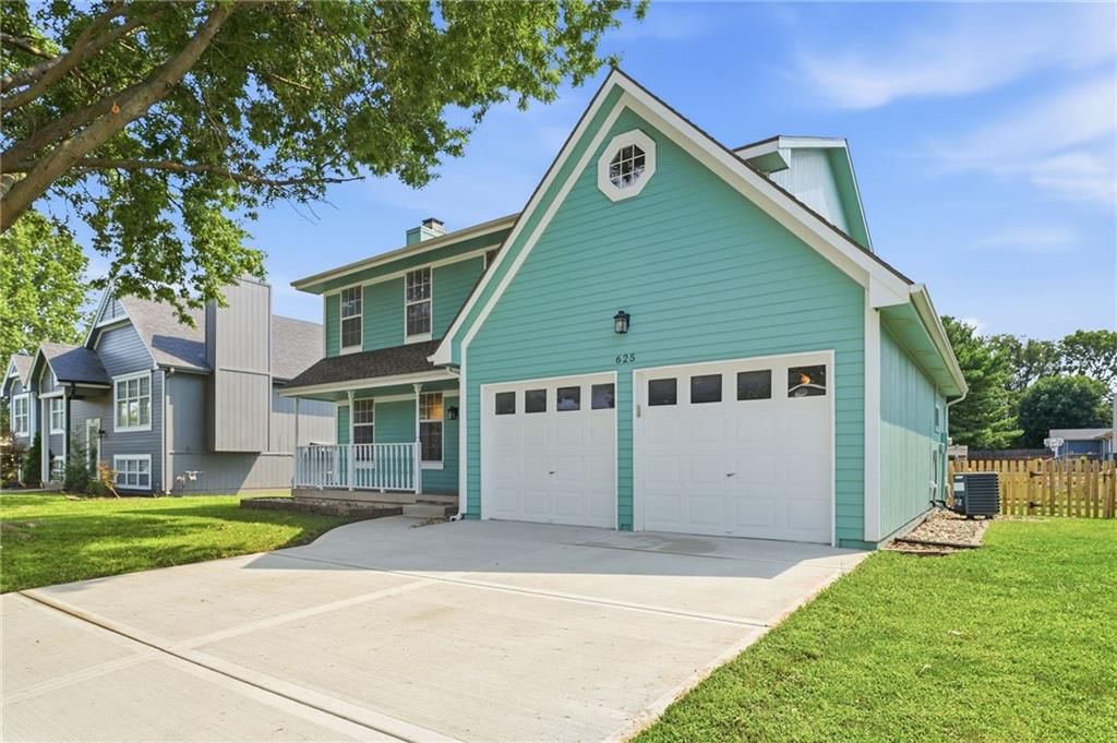 625 SE Shiloh Drive — photo 2
