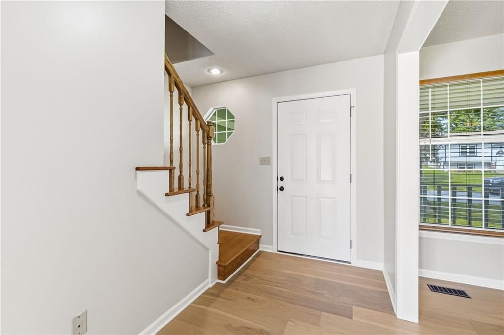 625 SE Shiloh Drive — photo 4