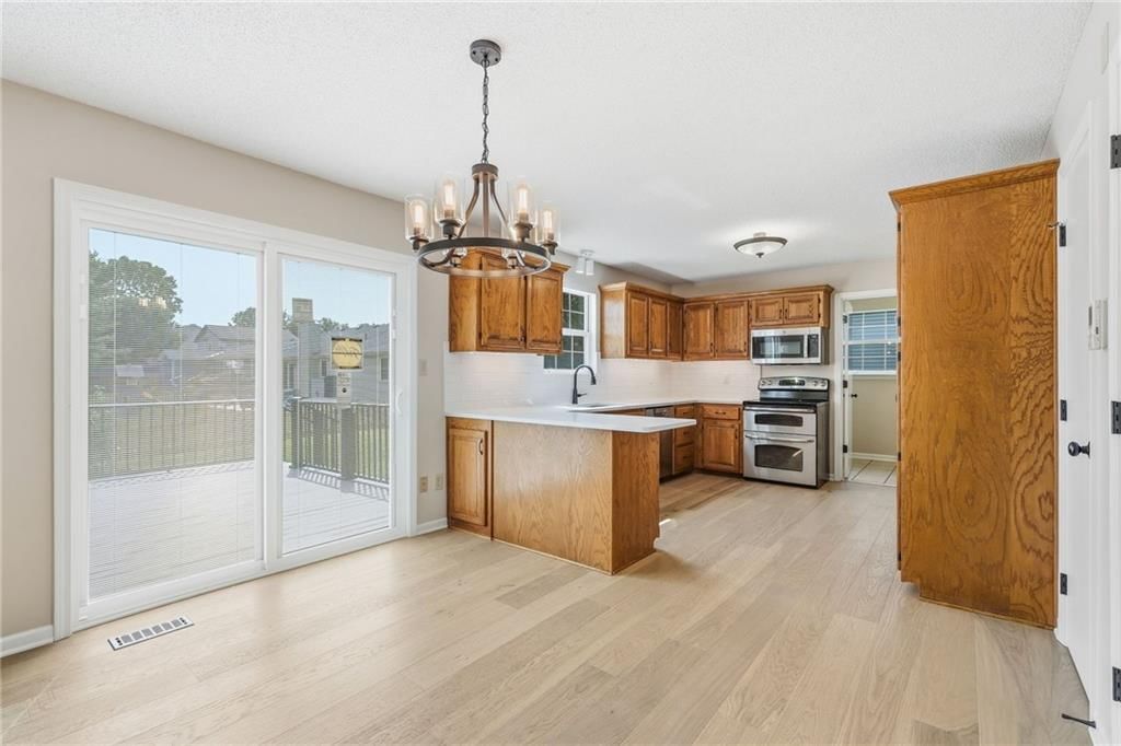 625 SE Shiloh Drive — photo 10