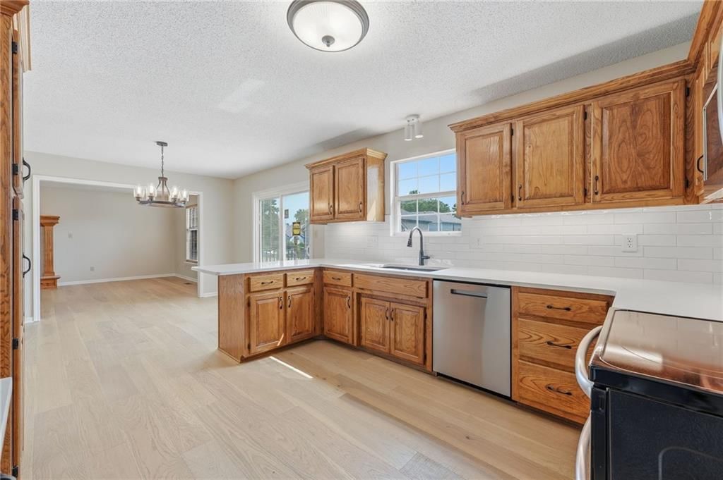 625 SE Shiloh Drive — photo 16