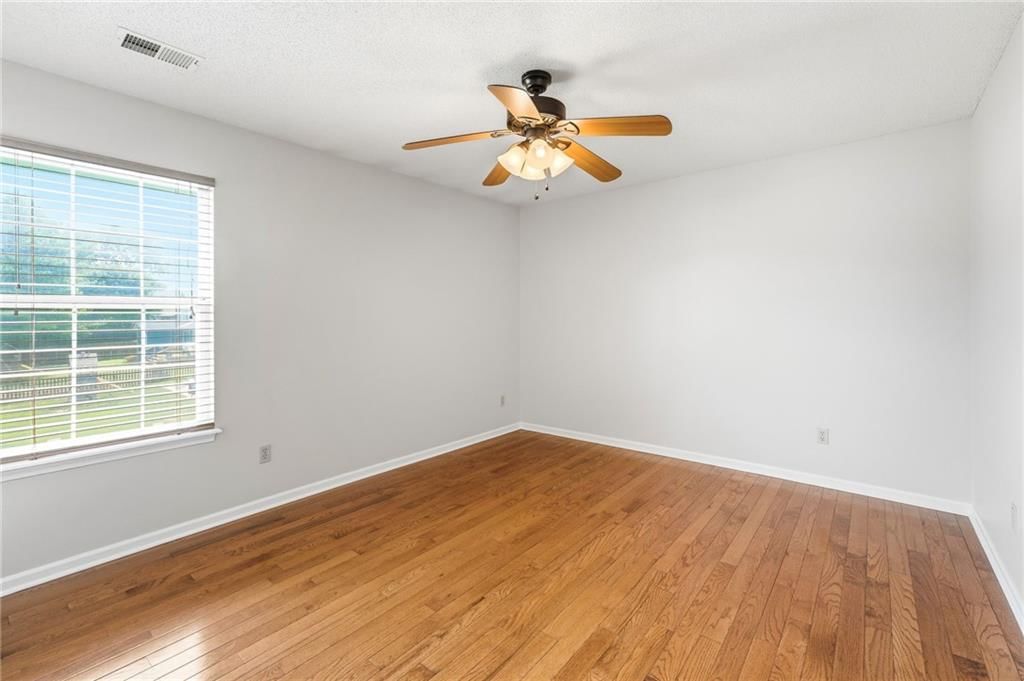 625 SE Shiloh Drive — photo 21