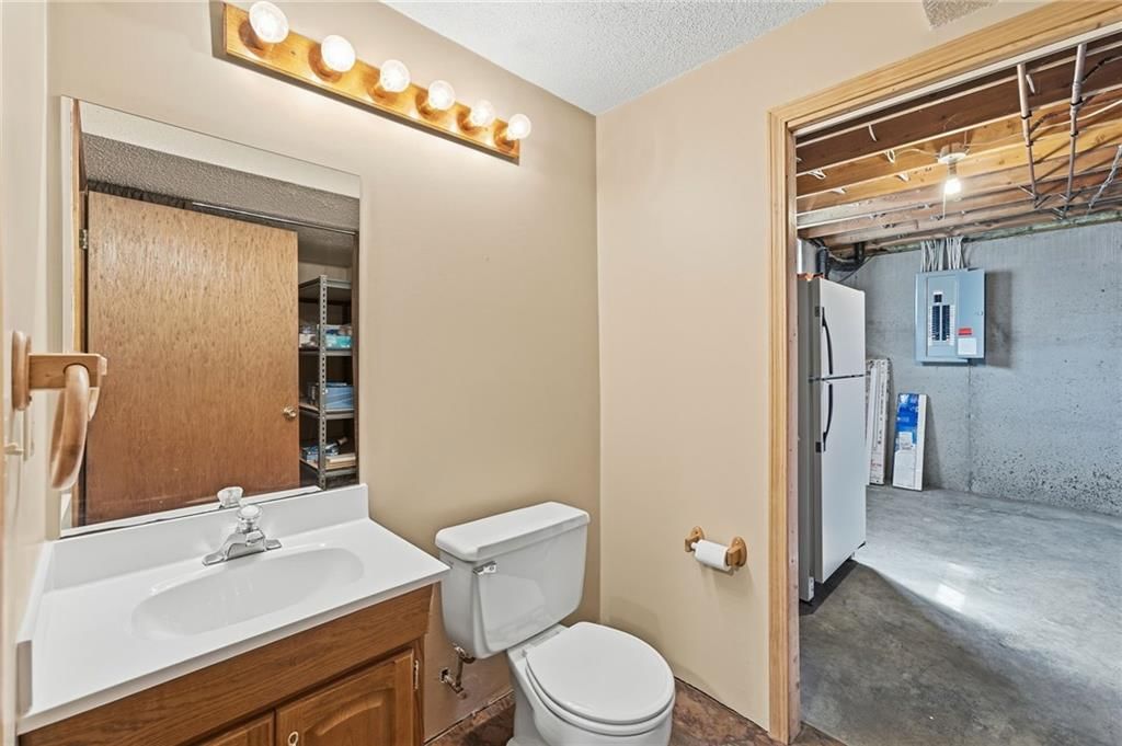 625 SE Shiloh Drive — photo 37