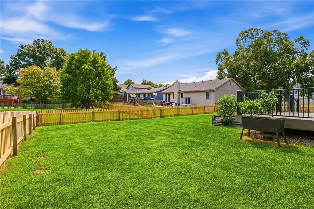 625 SE Shiloh Drive — photo 40