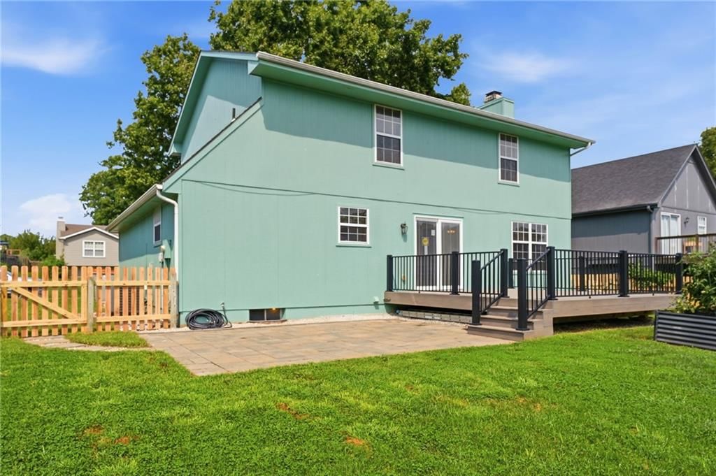 625 SE Shiloh Drive — photo 42
