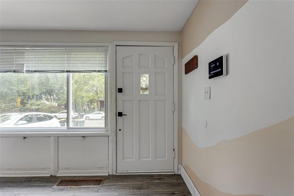 3638 Genessee Street — photo 14
