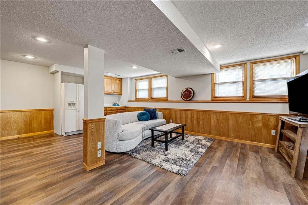 11509 Carter Street — photo 38