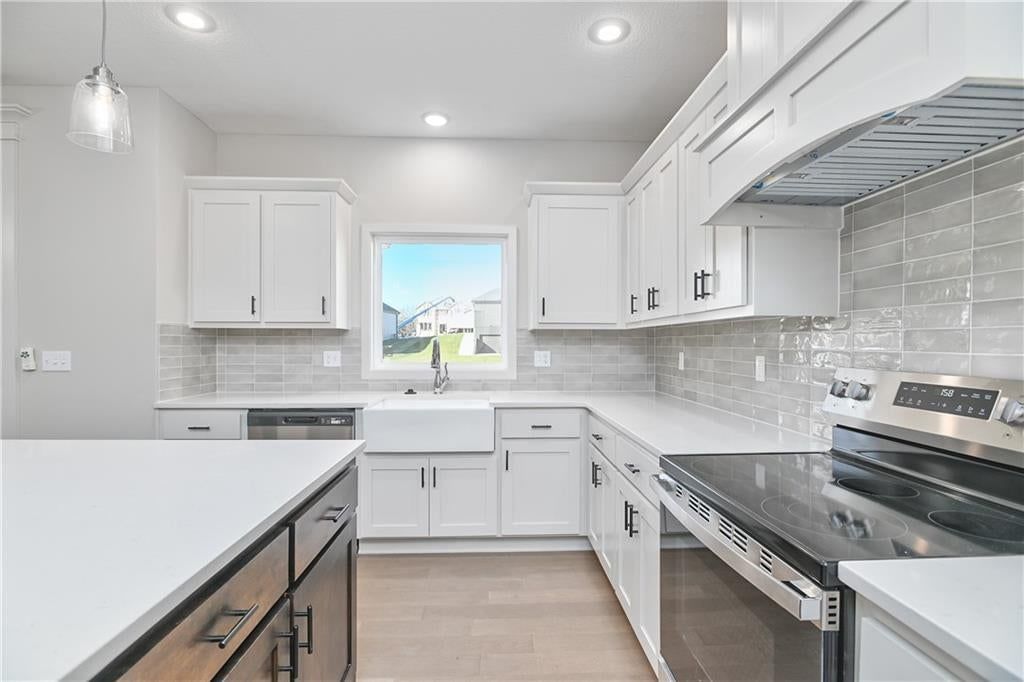 6000 Apache Drive — photo 8