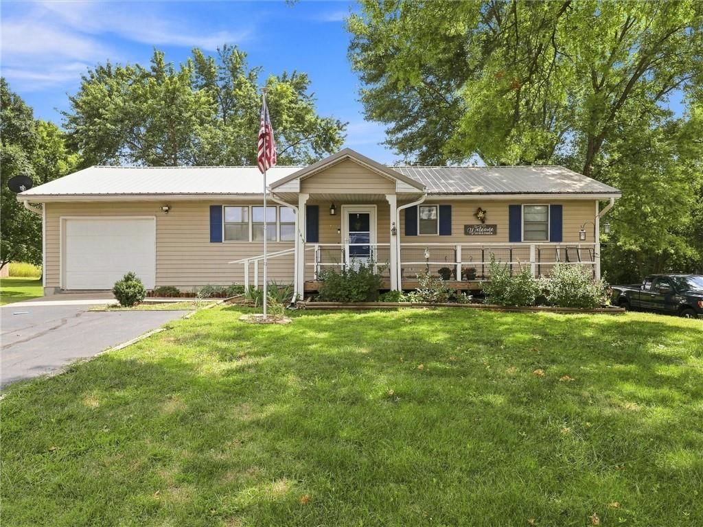 143 Hazel Avenue — photo 2