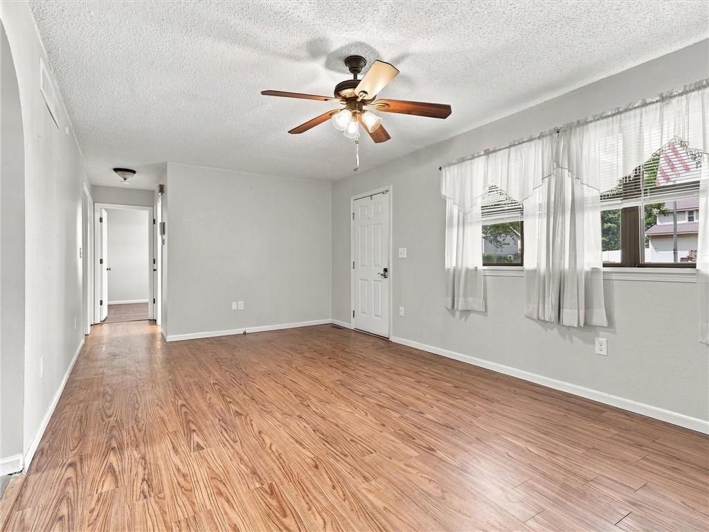 143 Hazel Avenue — photo 7