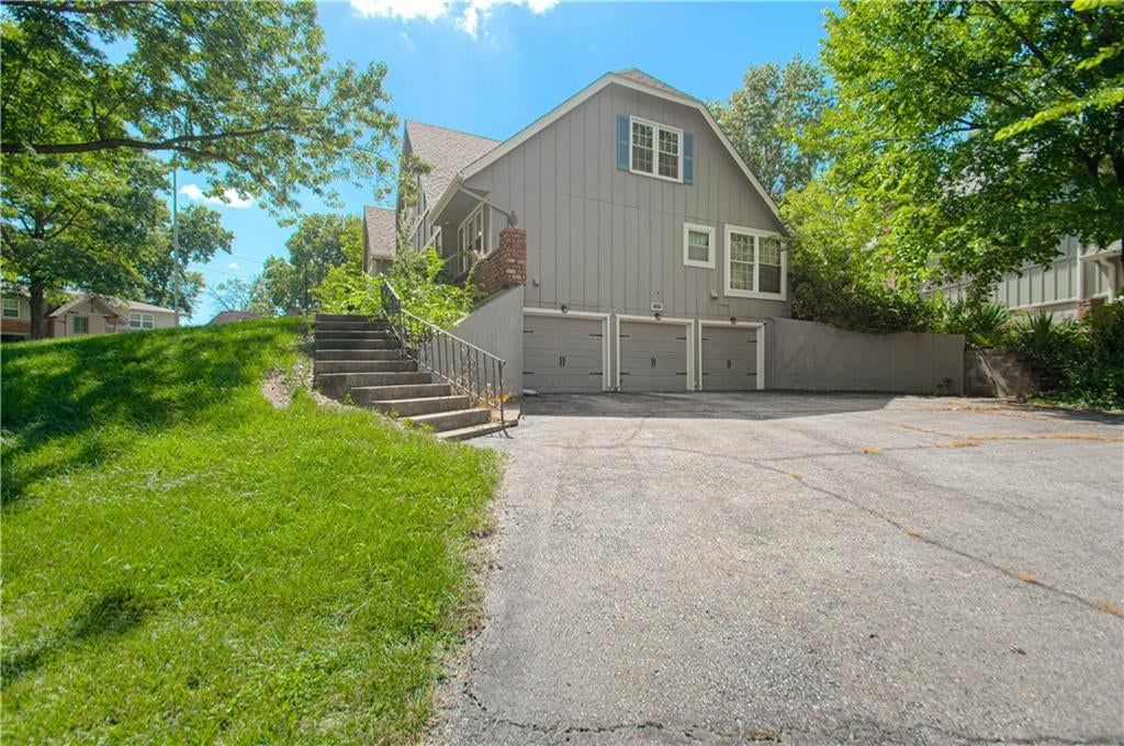 6924 Long Avenue — photo 44